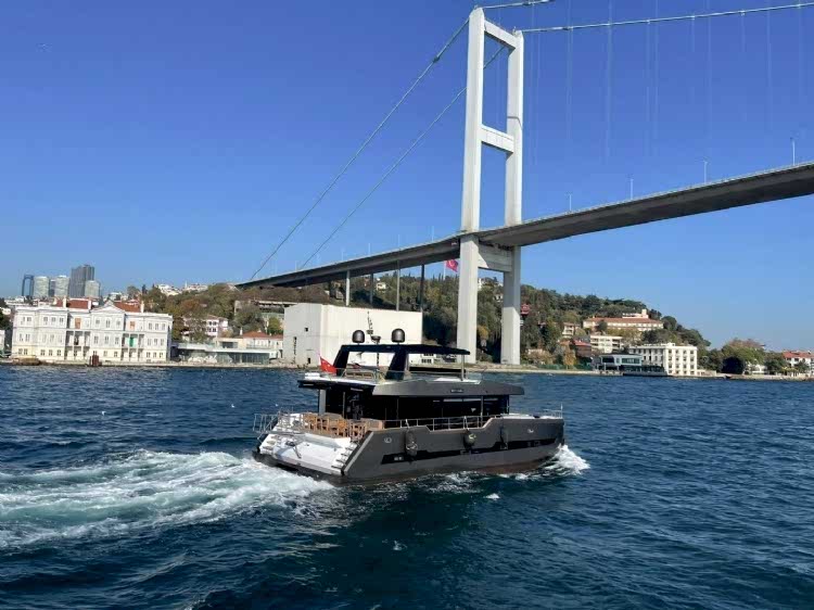 Trawler İ 1